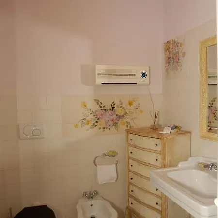 Bed & Breakfast San Carlo *